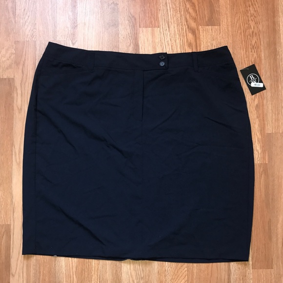 Ryan Wythe Dresses & Skirts - 🆕❤️Ryan Wythe- Navy Pencil Skirt 22W